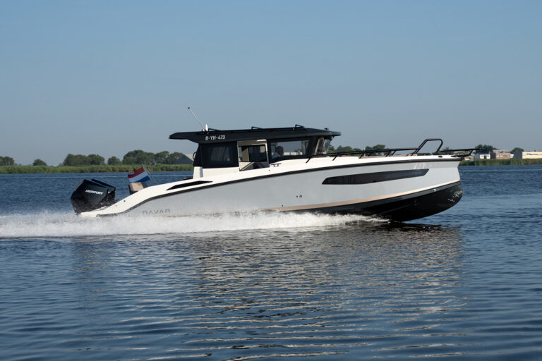 2025 Navan C30 | 10.23m
