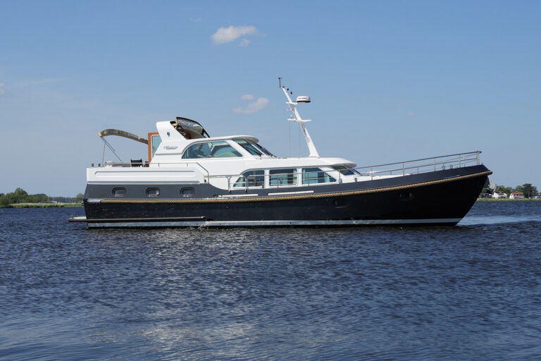 2006 Linssen Grand Sturdy 500 Variotop Mark II | 14.95m