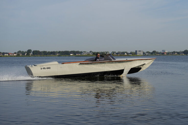 2023 Volga Draagvleugelboot | 8.5m
