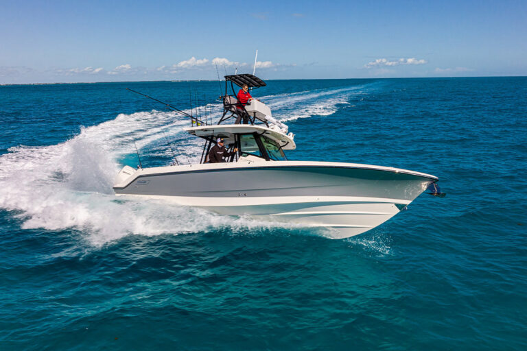 Boston Whaler 360 Outrage | 10.82m