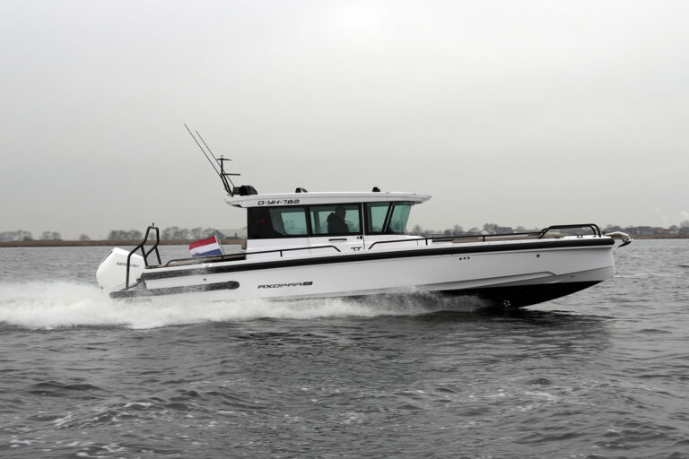 2023 Axopar  28 Cabin | 9.18m